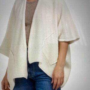 Coco Gio Women's Cream Sweater, NWT​